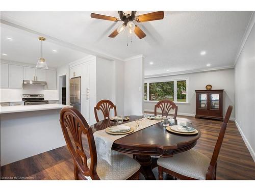 14 Vista Crescent, Kitchener, ON - Indoor Photo Showing Dining Room