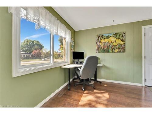 324 Braemore Avenue, Waterloo, ON - Indoor Photo Showing Office