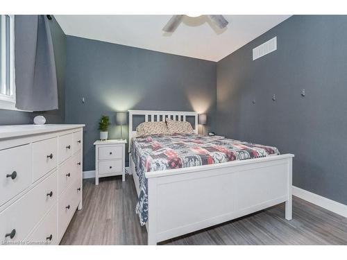 36 Douglas Crescent, Fergus, ON - Indoor Photo Showing Bedroom