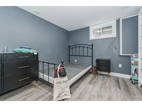 36 Douglas Crescent, Fergus, ON - Indoor Photo Showing Bedroom