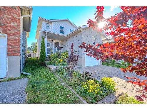 429 Erinbrook Drive, Kitchener, ON - Outdoor