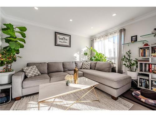 429 Erinbrook Drive, Kitchener, ON - Indoor Photo Showing Living Room