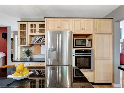 36 Longhurst Crescent, Cambridge, ON - Indoor Photo Showing Kitchen