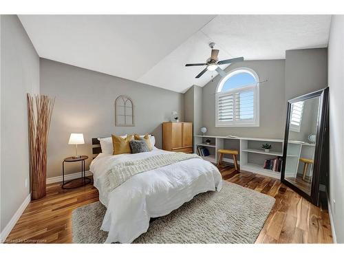 36 Longhurst Crescent, Cambridge, ON - Indoor Photo Showing Bedroom