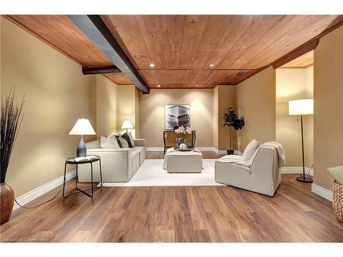 36 Longhurst Crescent, Cambridge, ON - Indoor Photo Showing Living Room