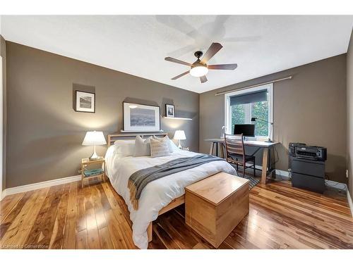 36 Longhurst Crescent, Cambridge, ON - Indoor Photo Showing Bedroom