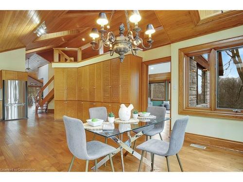 143 Grand Ridge Drive, Cambridge, ON - Indoor Photo Showing Dining Room