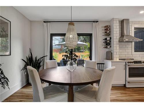 28 West Avenue, Kitchener, ON - Indoor Photo Showing Dining Room