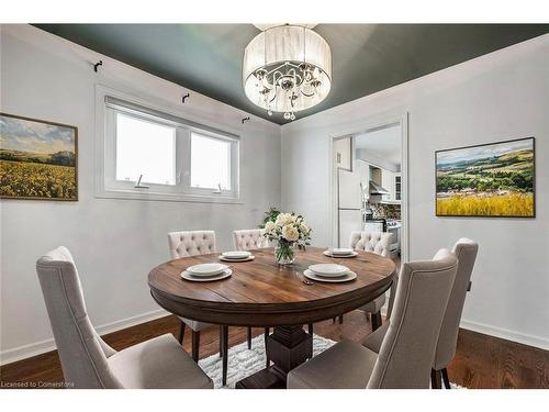 38 Montcalm Place, Brampton, ON - Indoor Photo Showing Dining Room