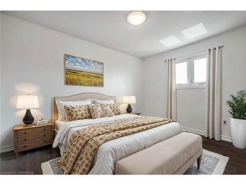 38 Montcalm Place, Brampton, ON - Indoor Photo Showing Bedroom