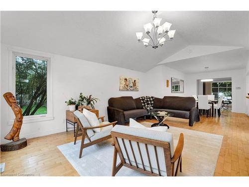 97 Century Hill Drive, Kitchener, ON - Indoor Photo Showing Living Room