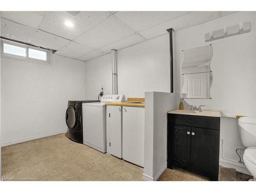 97 Century Hill Drive, Kitchener, ON - Indoor Photo Showing Laundry Room