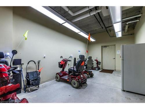 439-200 Mccarthy Road, Stratford, ON - Indoor Photo Showing Garage