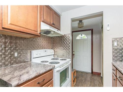 114A Northlake Drive, Waterloo, ON - Indoor Photo Showing Kitchen