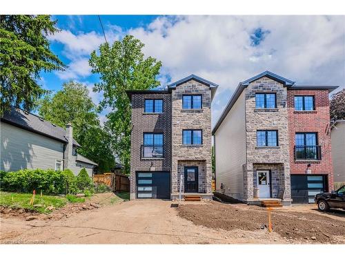 33 Albert Street, Cambridge, ON - Outdoor With Facade