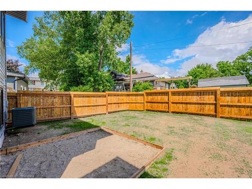 33 Albert Street, Cambridge, ON - Outdoor With Backyard