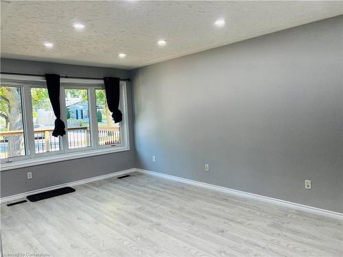 Upper Unit-55 Cartier Drive, Kitchener, ON - Indoor Photo Showing Other Room