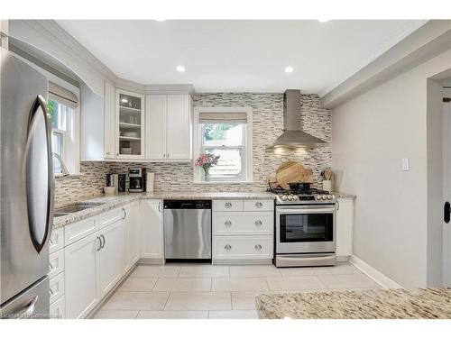 58 Churchill Drive, Cambridge, ON - Indoor Photo Showing Kitchen With Stainless Steel Kitchen With Upgraded Kitchen