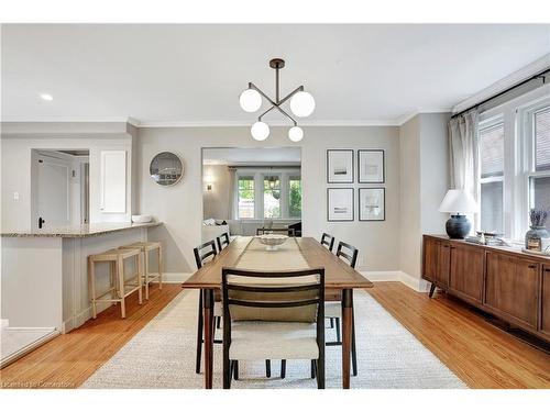 58 Churchill Drive, Cambridge, ON - Indoor Photo Showing Dining Room