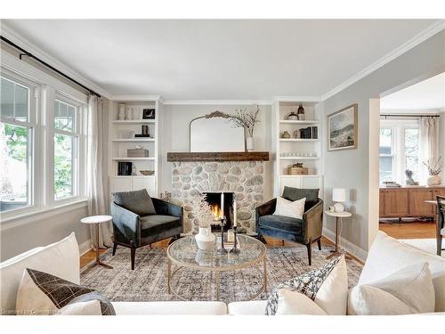 58 Churchill Drive, Cambridge, ON - Indoor Photo Showing Living Room With Fireplace