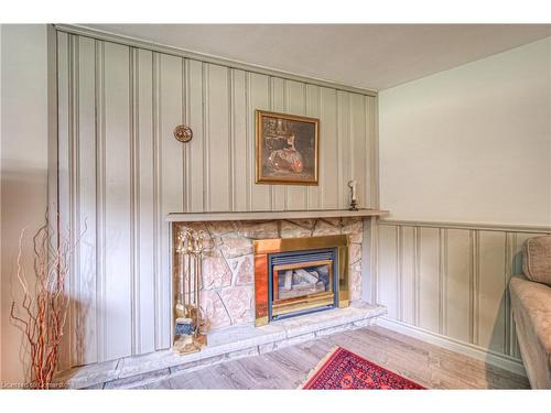 448 Tamarack Drive, Waterloo, ON - Indoor Photo Showing Living Room With Fireplace