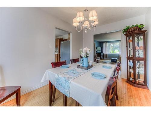 59 Obermeyer Drive, Kitchener, ON - Indoor Photo Showing Dining Room