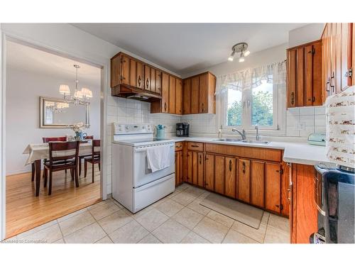 59 Obermeyer Drive, Kitchener, ON - Indoor Photo Showing Kitchen With Double Sink