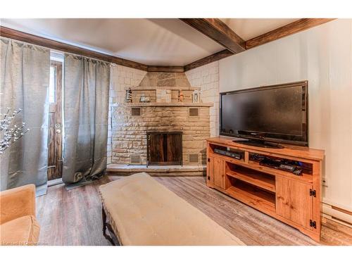 59 Obermeyer Drive, Kitchener, ON - Indoor Photo Showing Living Room With Fireplace