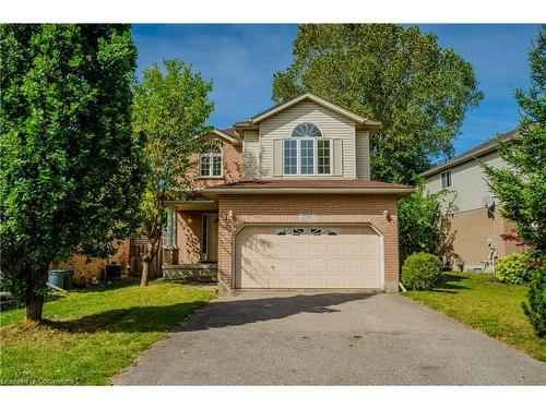 252 Holbeach Court, Waterloo, ON - Outdoor