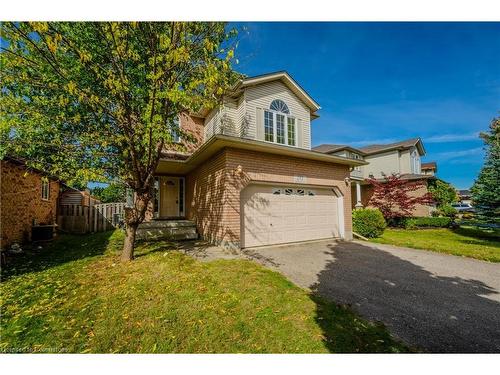 252 Holbeach Court, Waterloo, ON - Outdoor