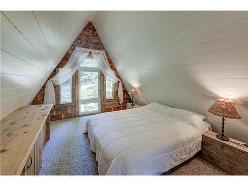 L496 Road 5 North, Conestogo Lake, ON - Indoor Photo Showing Bedroom