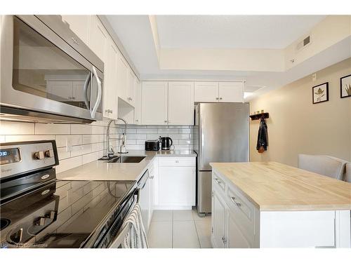 406-155 Water Street S, Cambridge, ON - Indoor Photo Showing Kitchen With Stainless Steel Kitchen