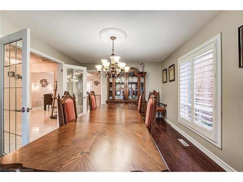 118 Glenvalley Drive, Cambridge, ON - Indoor Photo Showing Dining Room