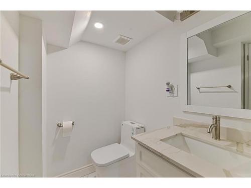 112 Browning Trail, Barrie, ON - Indoor Photo Showing Bathroom