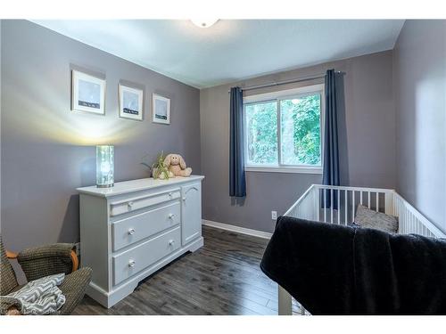 90 Adam Street, Cambridge, ON - Indoor Photo Showing Bedroom