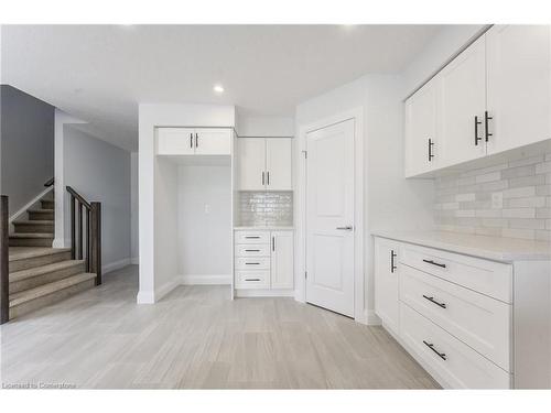 1501 Dunkirk Avenue, Woodstock, ON - Indoor Photo Showing Kitchen