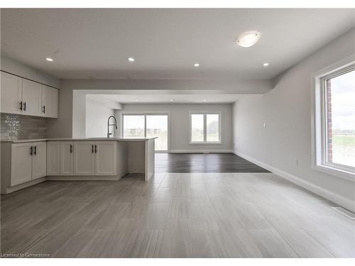 1501 Dunkirk Avenue, Woodstock, ON - Indoor Photo Showing Kitchen