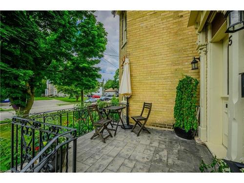 5-7 Lincoln Avenue, Cambridge, ON 