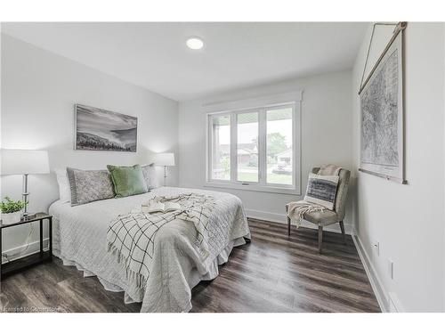 514 Lambton Street W, Durham, ON - Indoor Photo Showing Bedroom