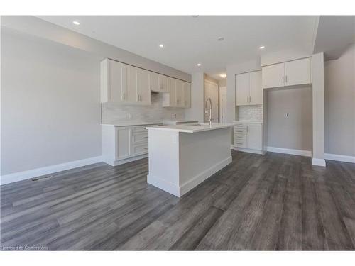 94 Isaac Street, Elmira, ON - Indoor Photo Showing Kitchen