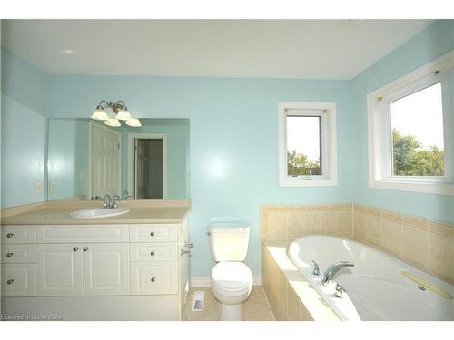 1673 Portrush Way, London, ON - Indoor Photo Showing Bathroom