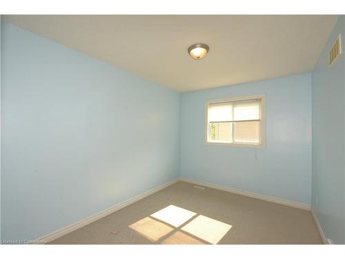 1673 Portrush Way, London, ON - Indoor Photo Showing Other Room