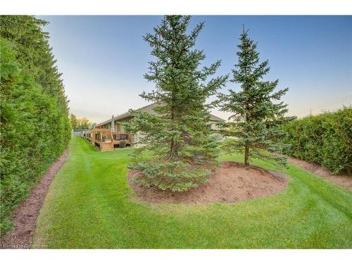 9-250 Hostetler Road, New Hamburg, ON - Outdoor