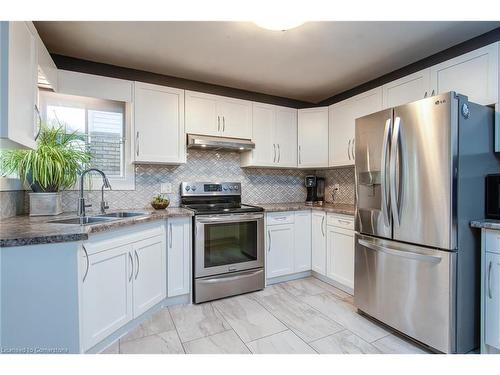 26 Azores Crescent, Cambridge, ON - Indoor Photo Showing Kitchen With Double Sink