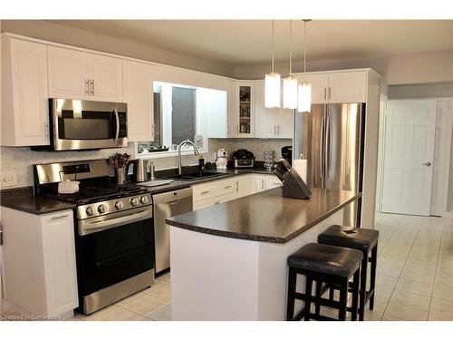 811 Rivait Drive, Lighthouse Cove, ON - Indoor Photo Showing Kitchen With Stainless Steel Kitchen With Double Sink