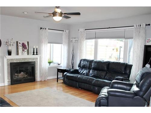 811 Rivait Drive, Lighthouse Cove, ON - Indoor Photo Showing Living Room With Fireplace