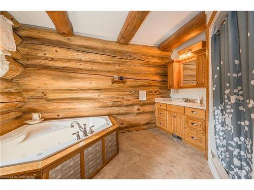 171 Gosford Street, Southampton, ON - Indoor Photo Showing Bathroom