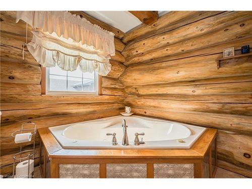 171 Gosford Street, Southampton, ON - Indoor Photo Showing Bathroom