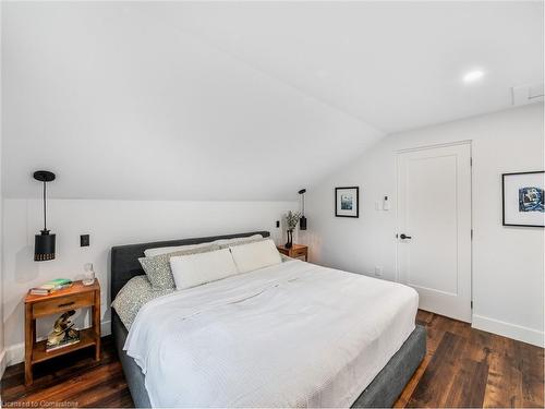 1349 Queen Street, New Dundee, ON - Indoor Photo Showing Bedroom