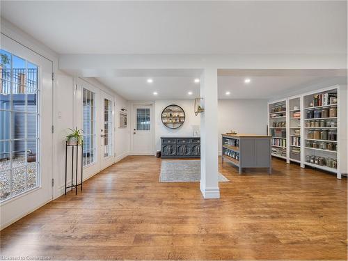 1349 Queen Street, New Dundee, ON - Indoor Photo Showing Other Room